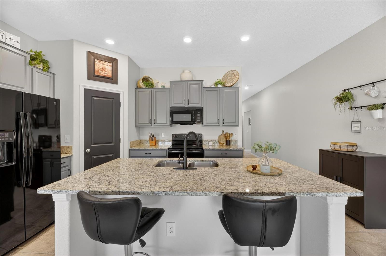 Image 19 of 69 For 7109 Salt River Avenue