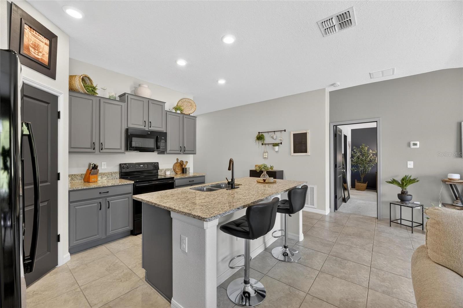 Image 20 of 69 For 7109 Salt River Avenue