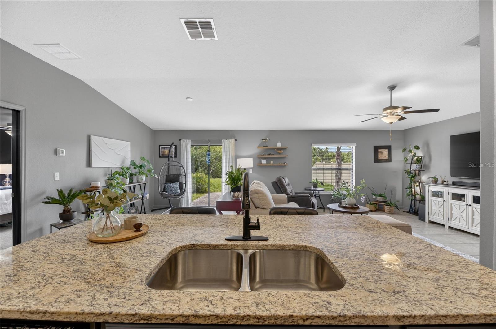 Image 22 of 69 For 7109 Salt River Avenue