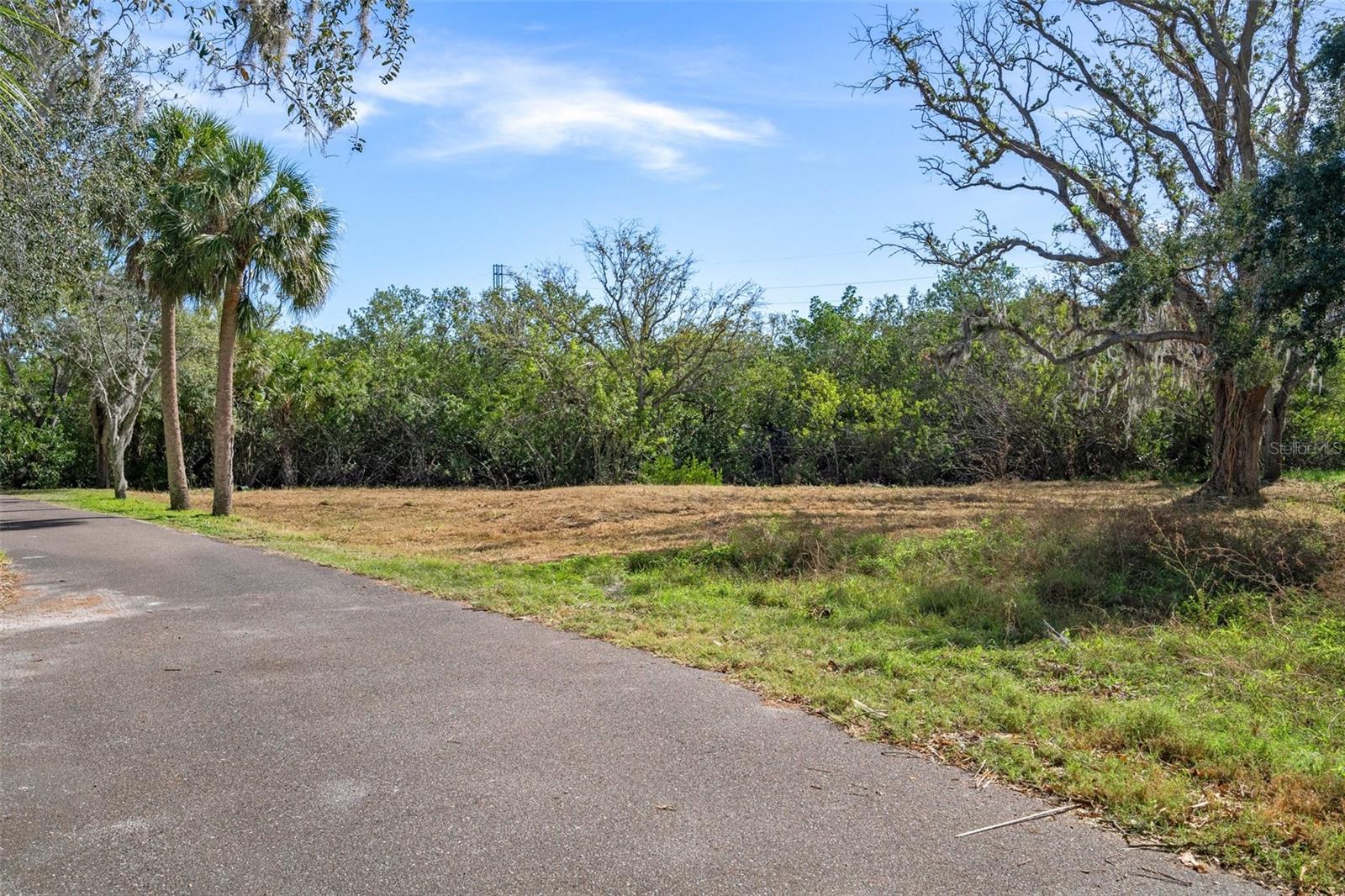 Image 2 of 14 For Irwin Street