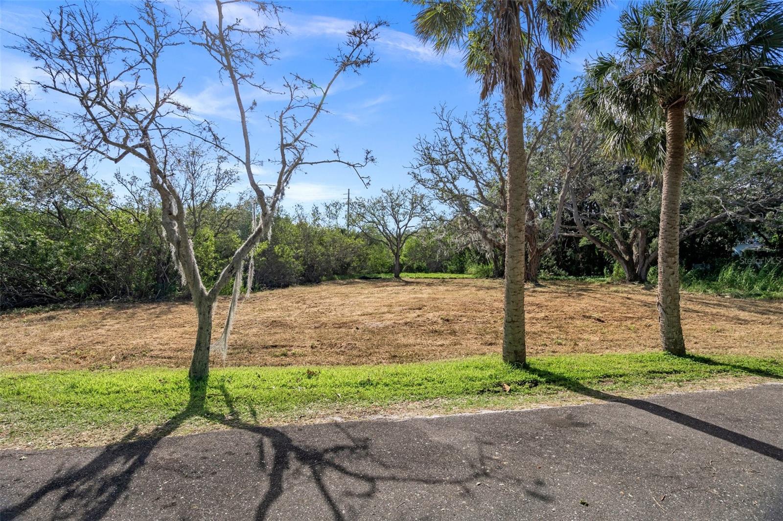 Image 5 of 14 For Irwin Street