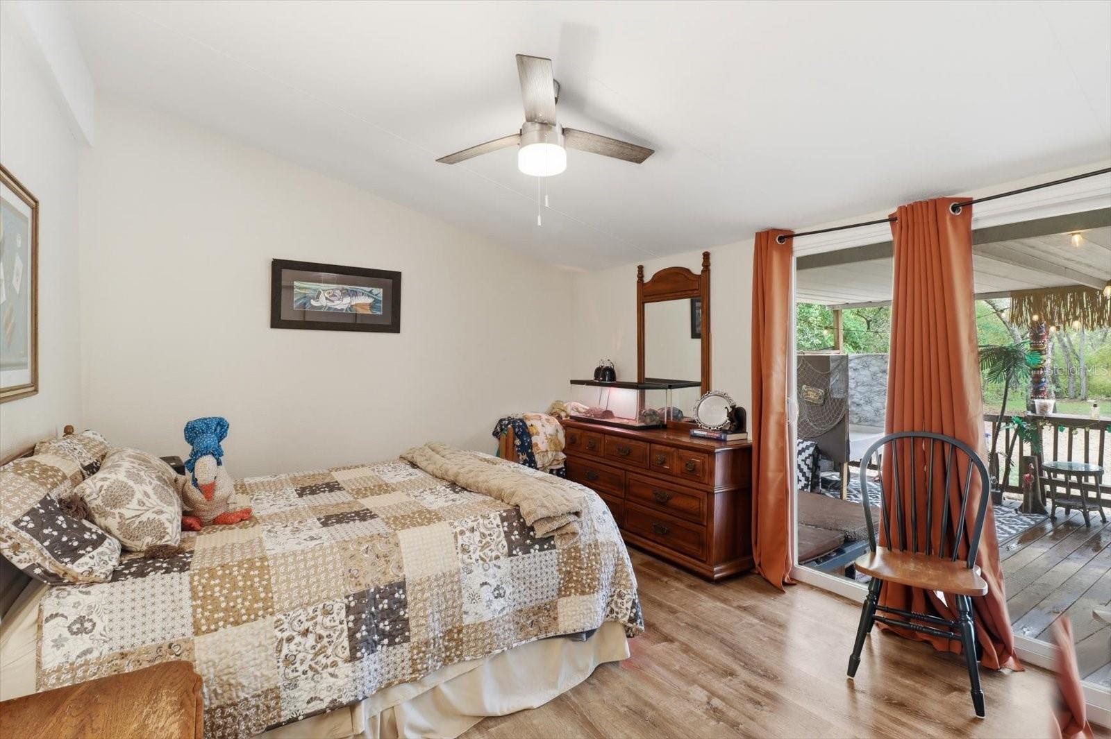 Image 29 of 41 For 5114 W Rochelle Street