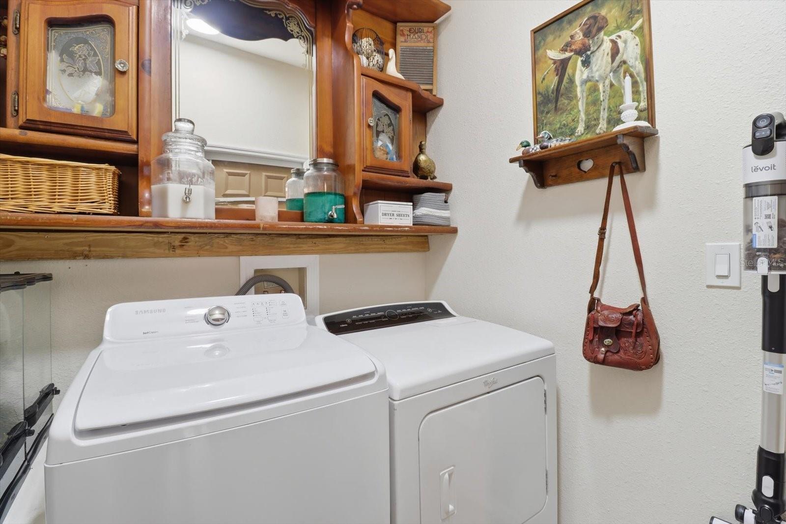 Image 33 of 41 For 5114 W Rochelle Street