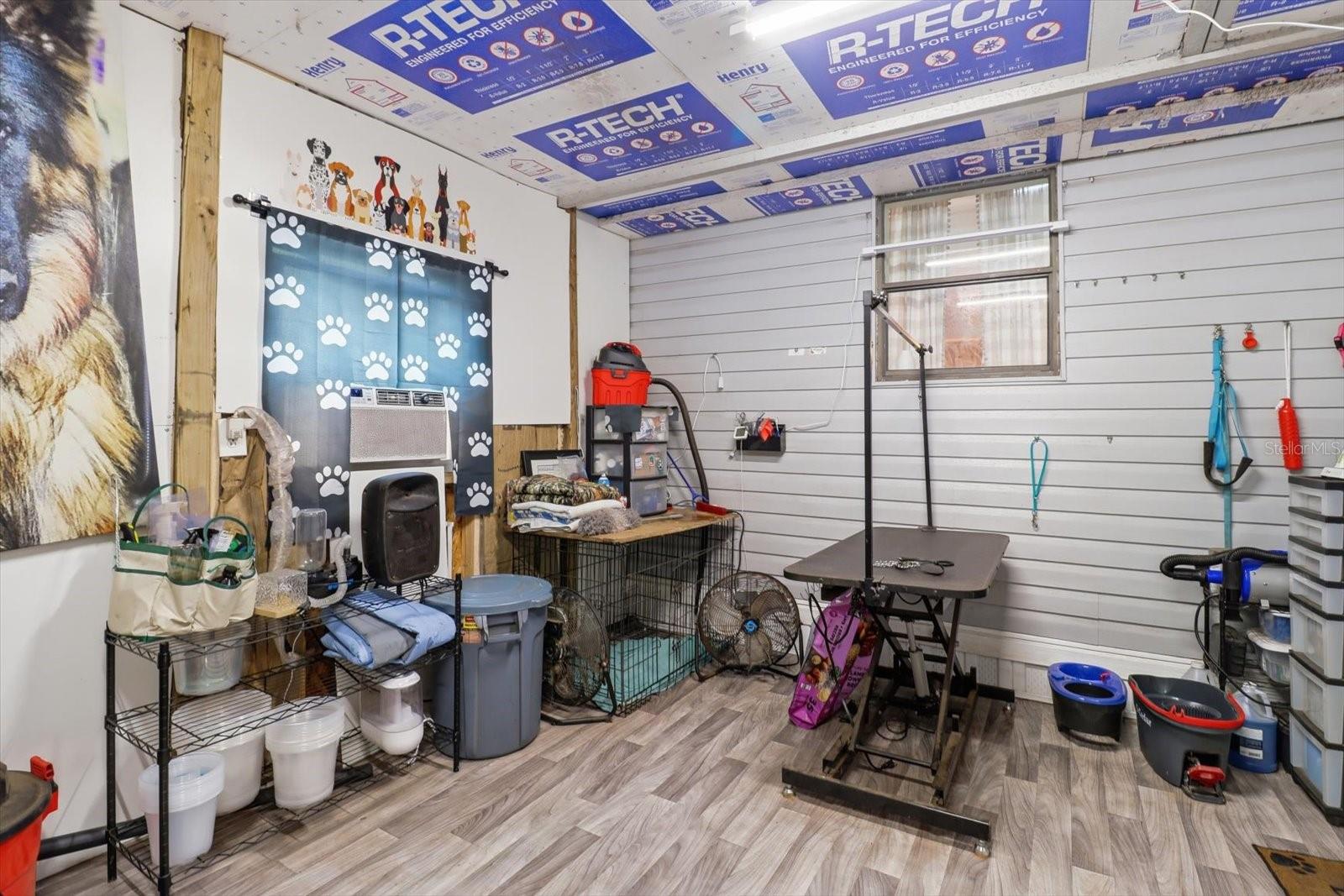 Image 36 of 41 For 5114 W Rochelle Street