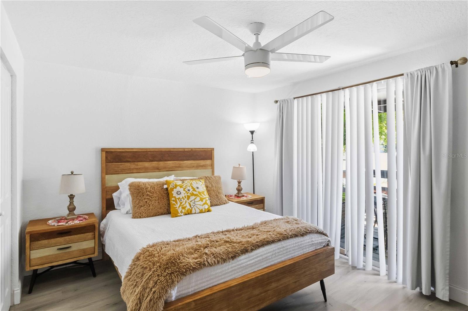 Image 14 of 31 For 2925 24th Street N