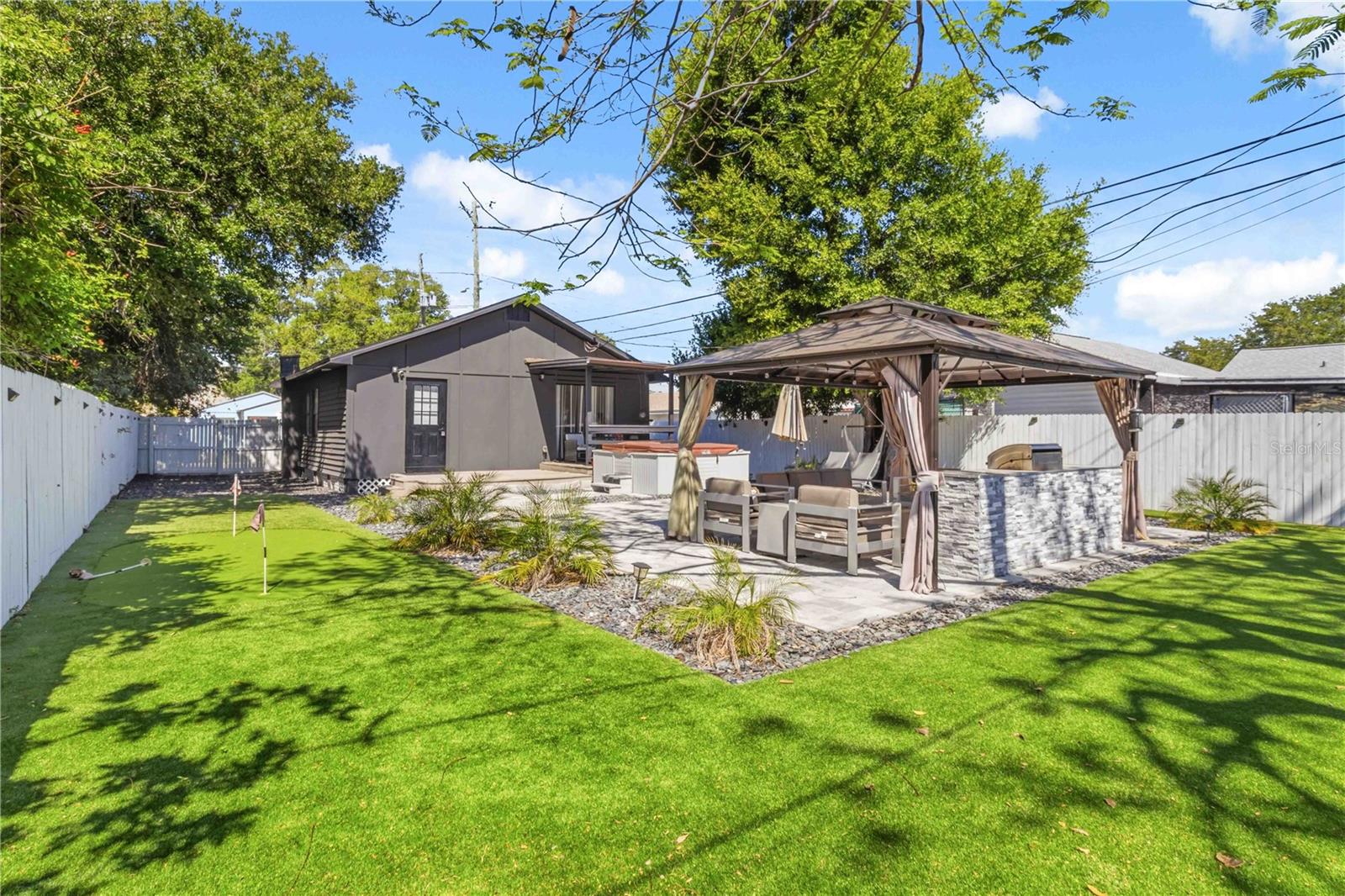 Image 23 of 31 For 2925 24th Street N