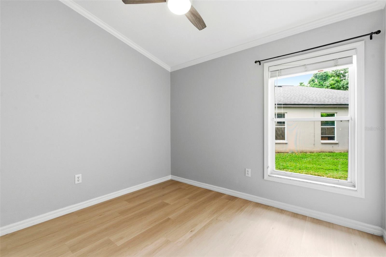 Image 33 of 76 For 5419 Seattle Slew Drive