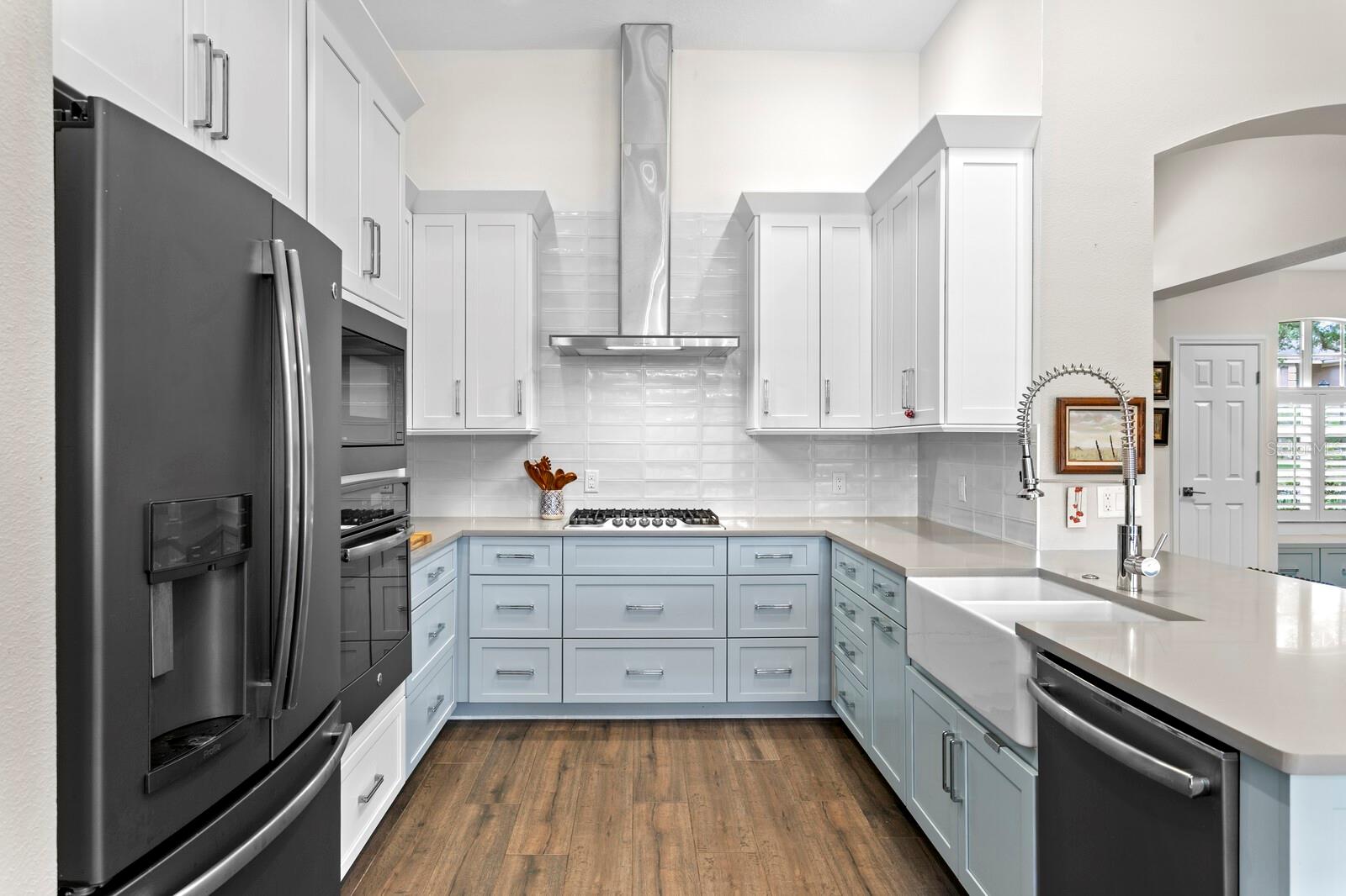 Image 20 of 66 For 8519 Portage Avenue