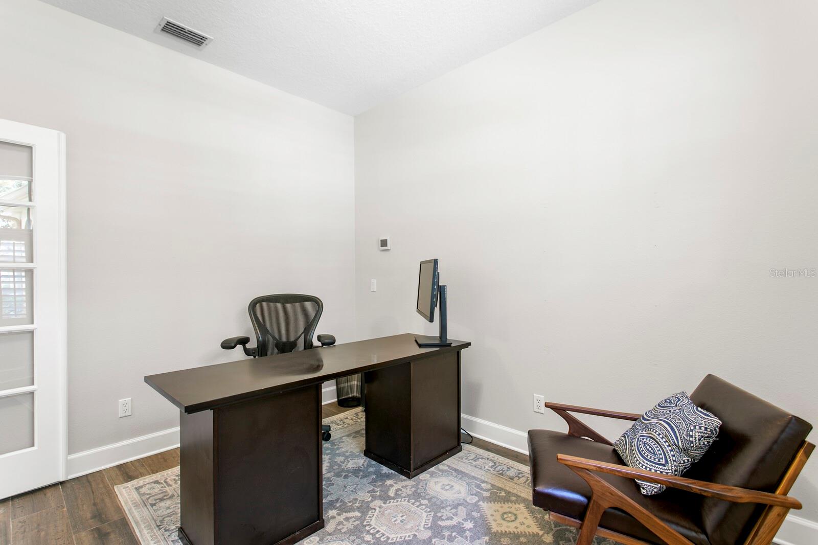 Image 40 of 66 For 8519 Portage Avenue