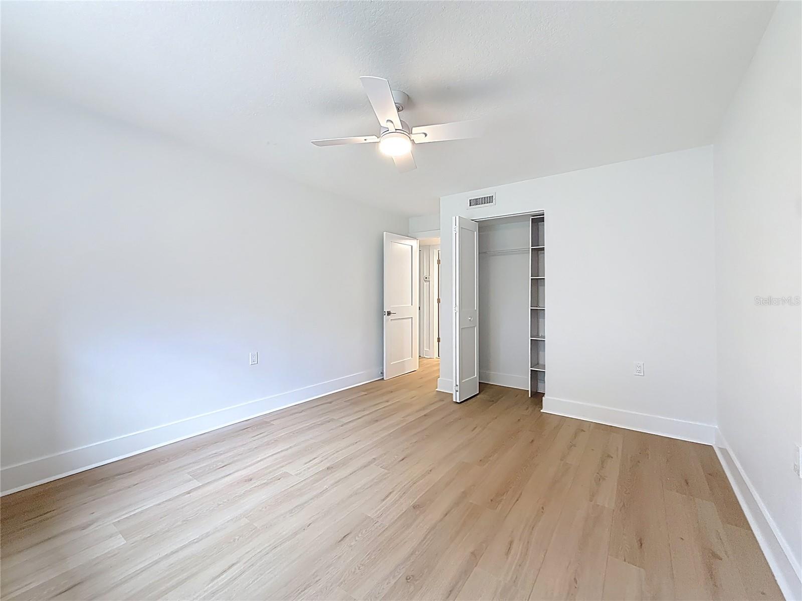 Image 28 of 40 For 200 Country Club Drive 1301