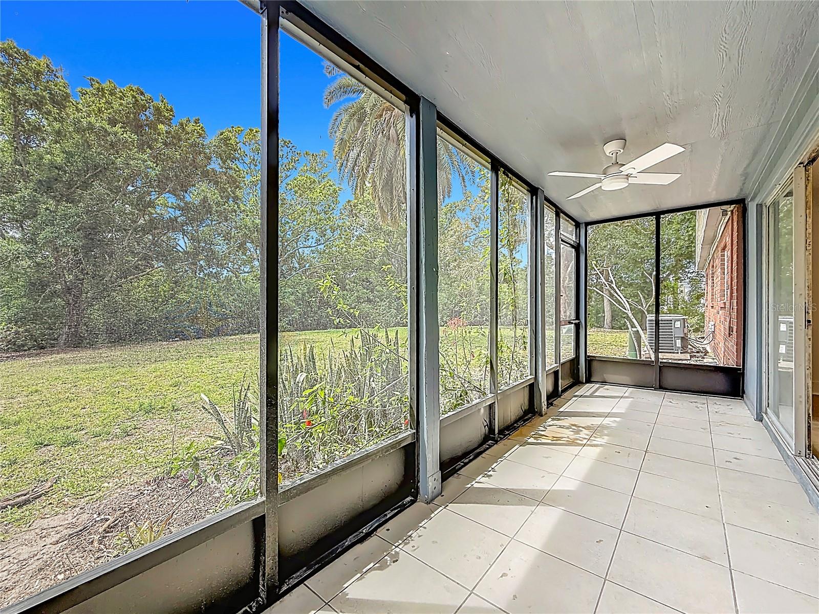 Image 35 of 40 For 200 Country Club Drive 1301