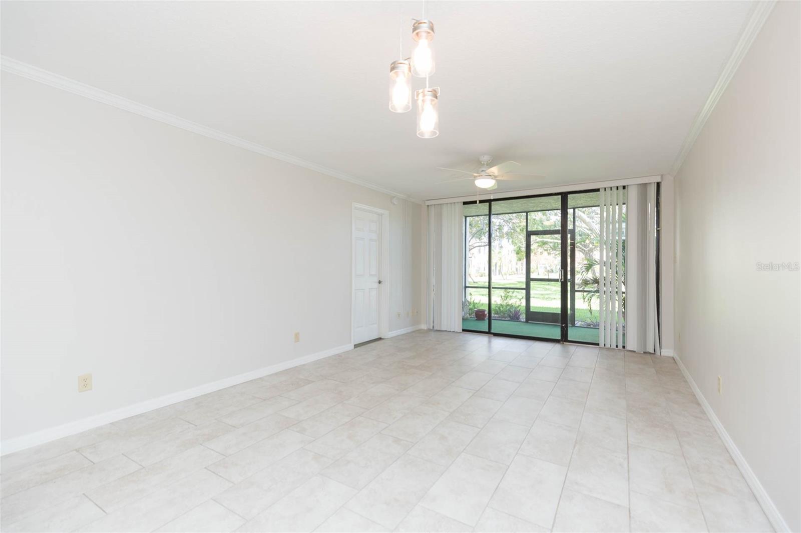 Image 7 of 22 For 14130 Rosemary Lane 5108