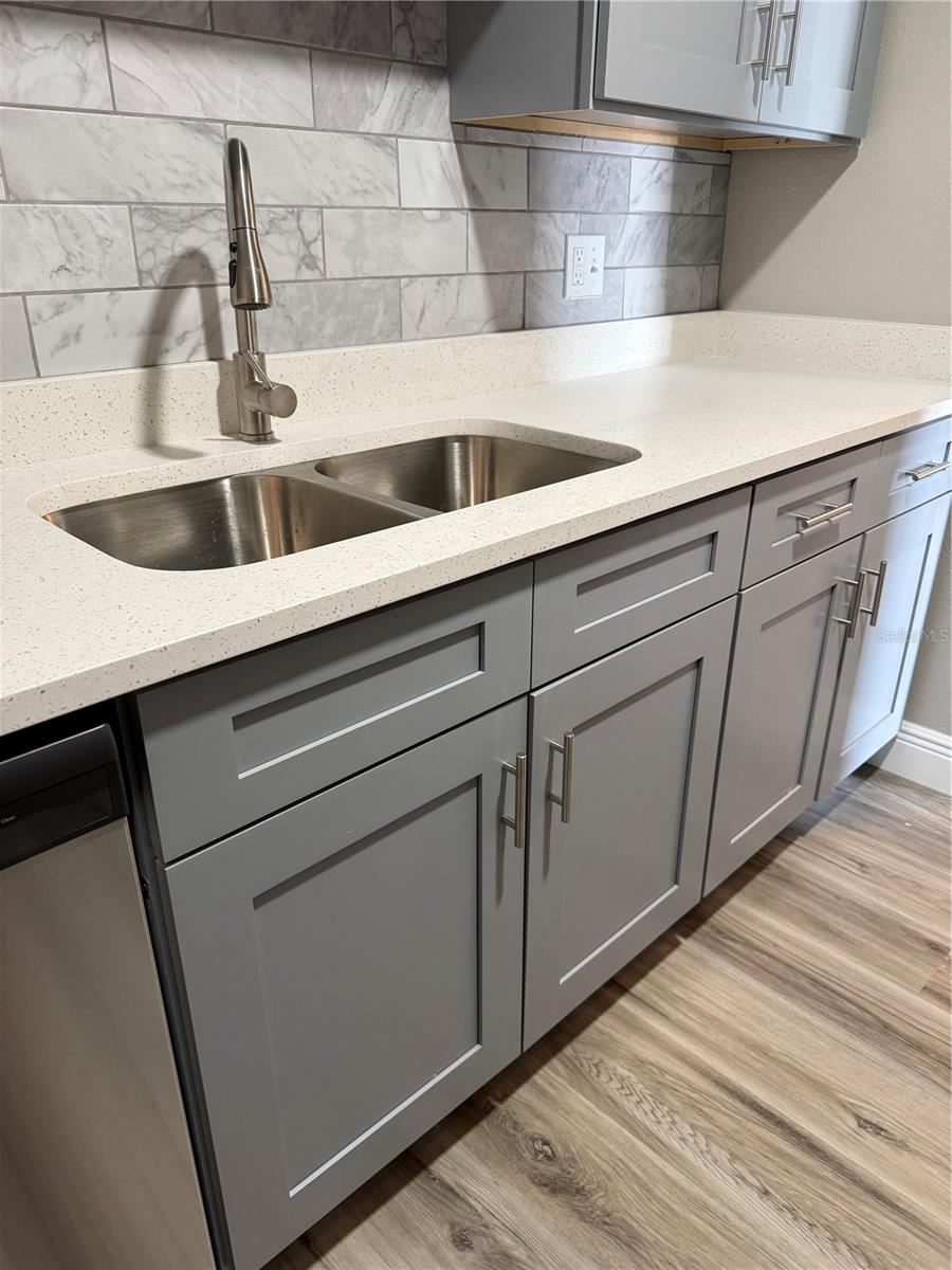 Image 10 of 29 For 9209 Tudor Drive C103