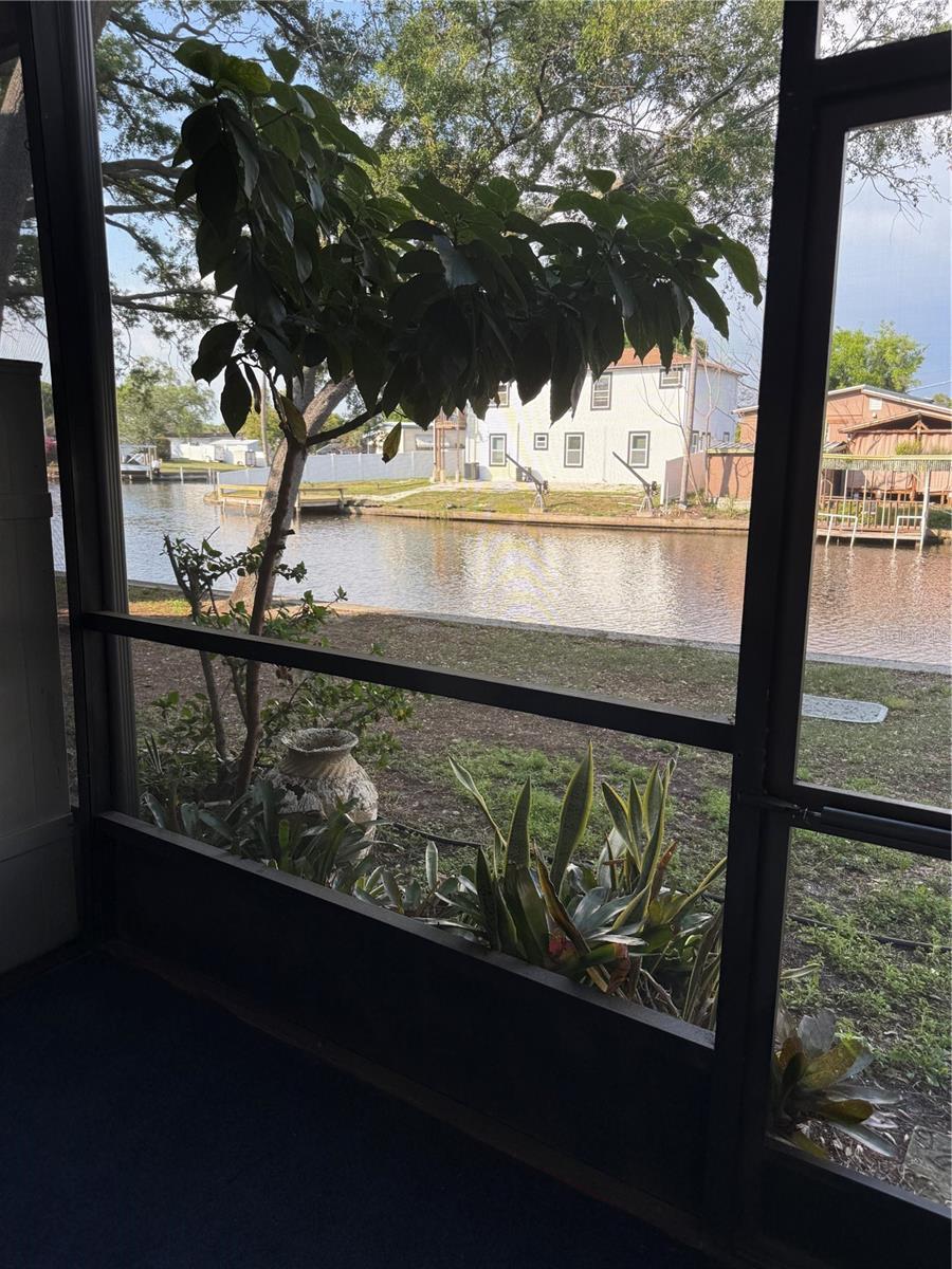 Image 25 of 29 For 9209 Tudor Drive C103