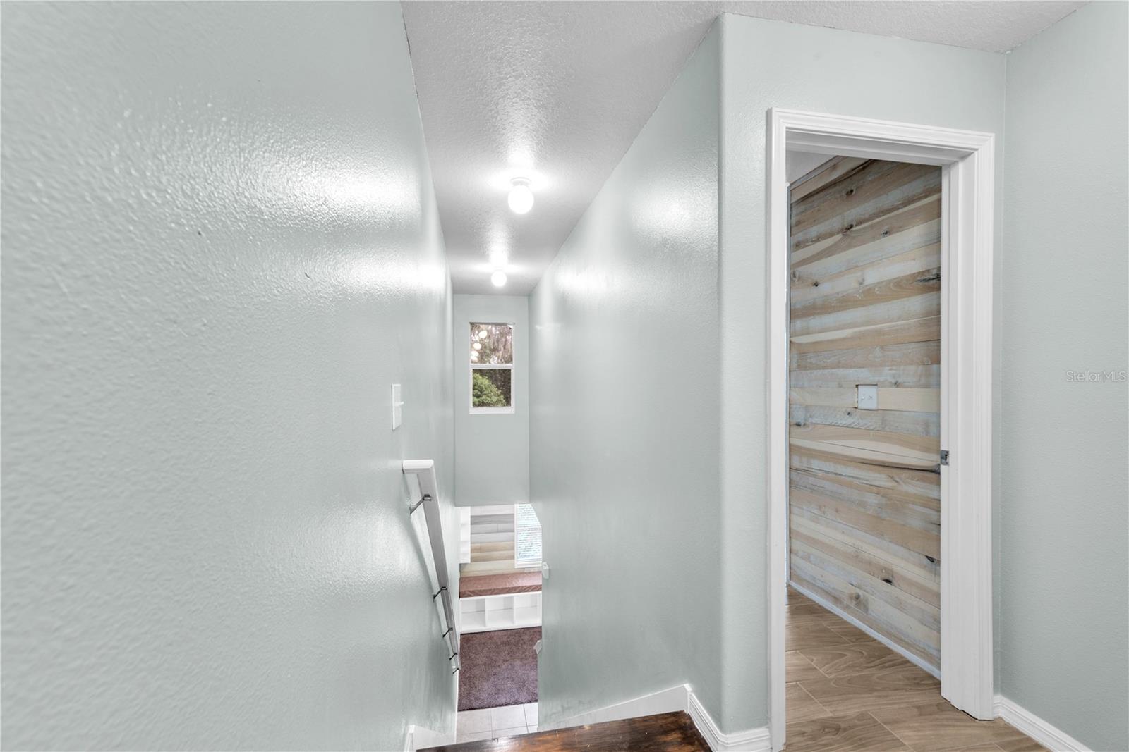 Image 21 of 29 For 10537 Lake Montauk Drive