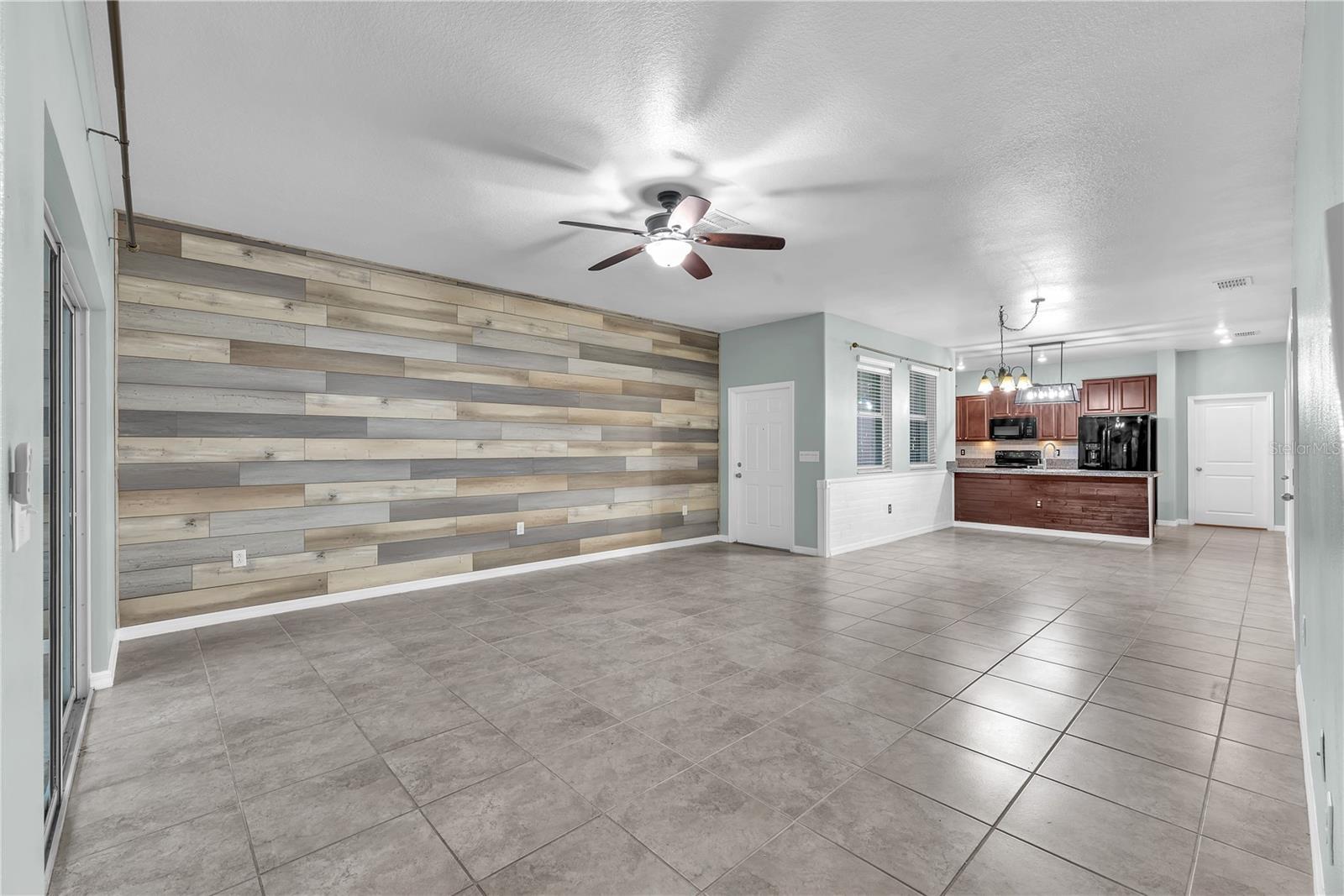 Image 5 of 29 For 10537 Lake Montauk Drive