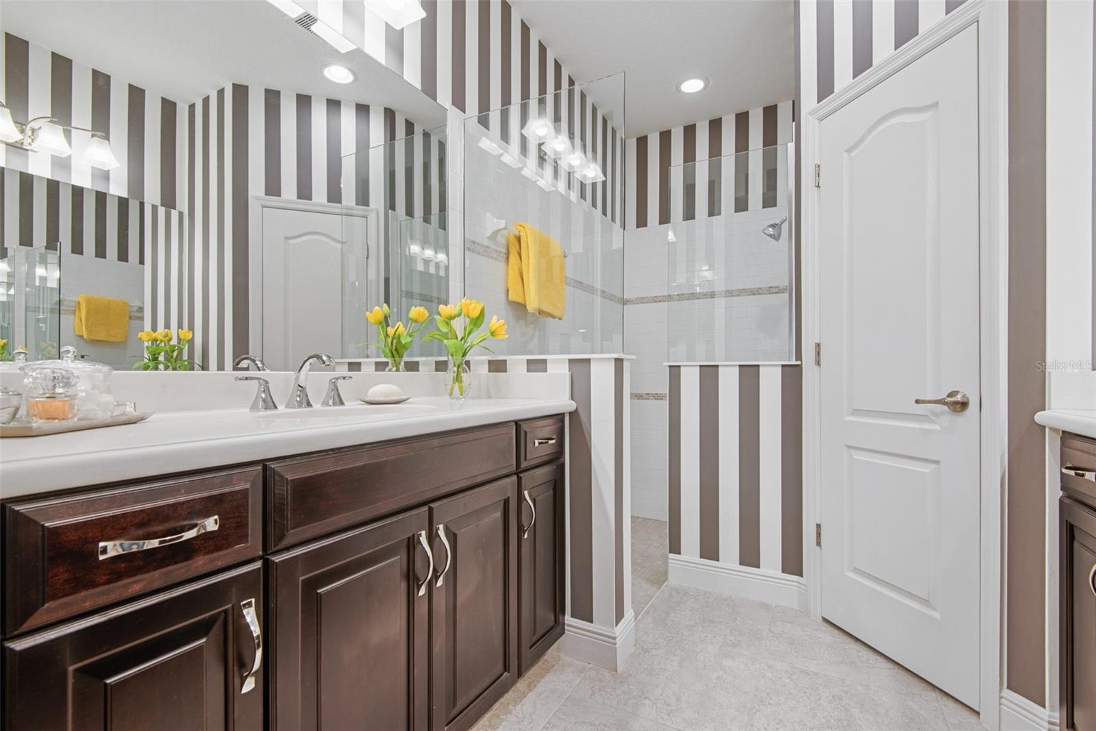 Image 20 of 25 For 13625 Circa Crossing Drive