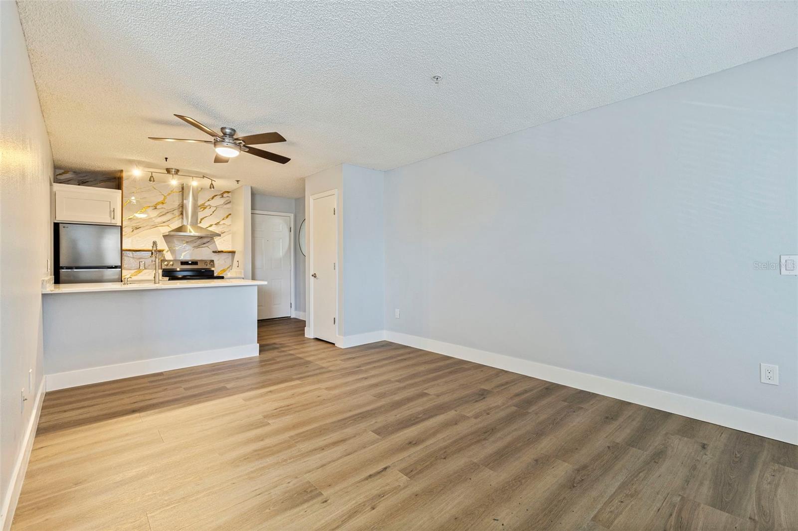 Image 15 of 40 For 11901 4th Street N 5311