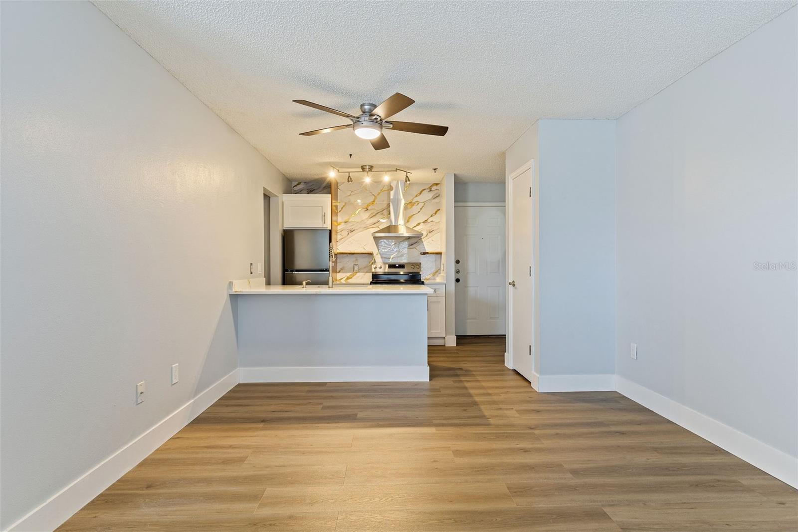 Image 17 of 40 For 11901 4th Street N 5311