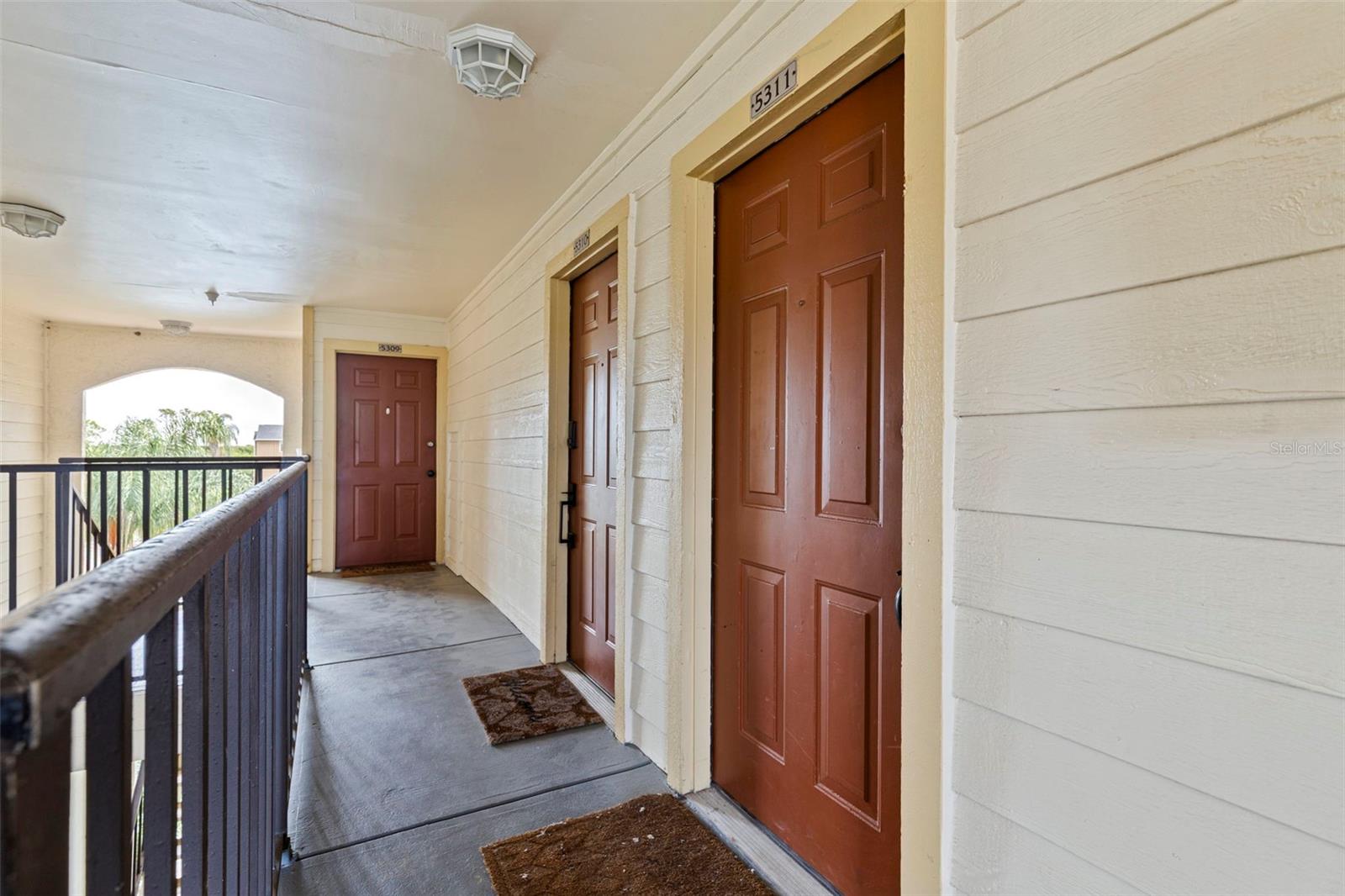 Image 4 of 40 For 11901 4th Street N 5311