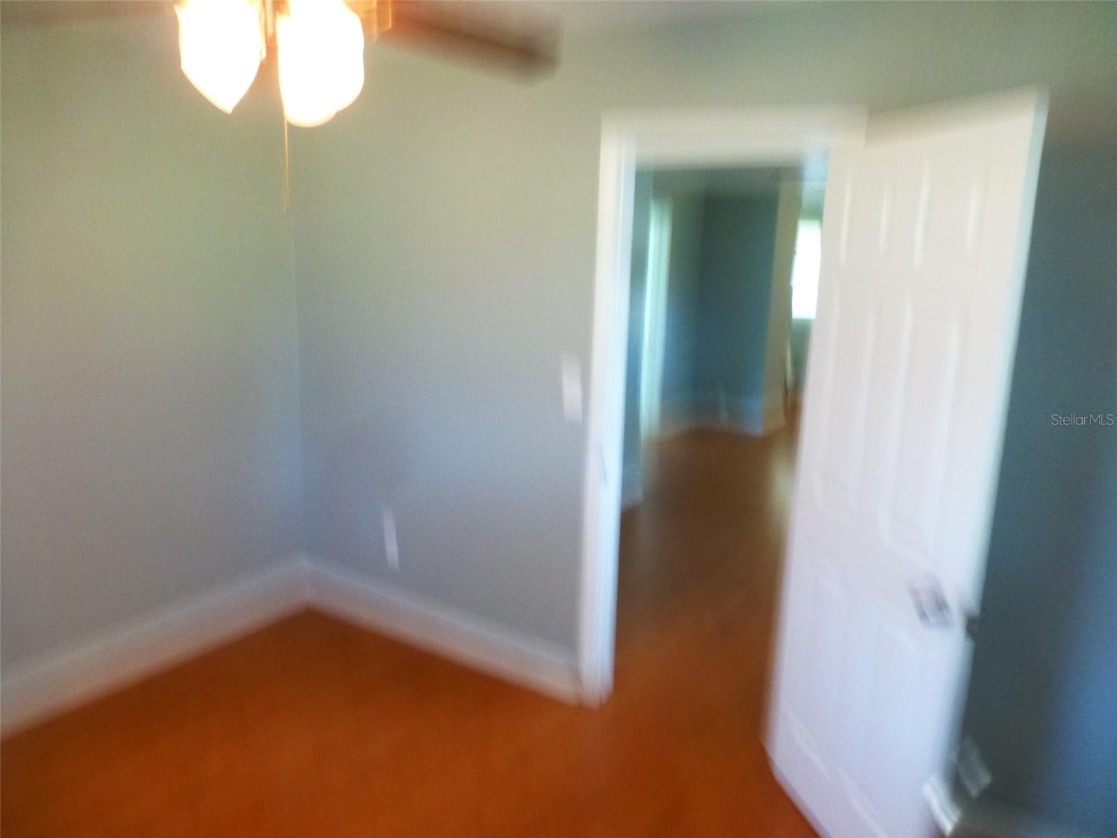 Image 10 of 13 For 2007 Cemetery Road