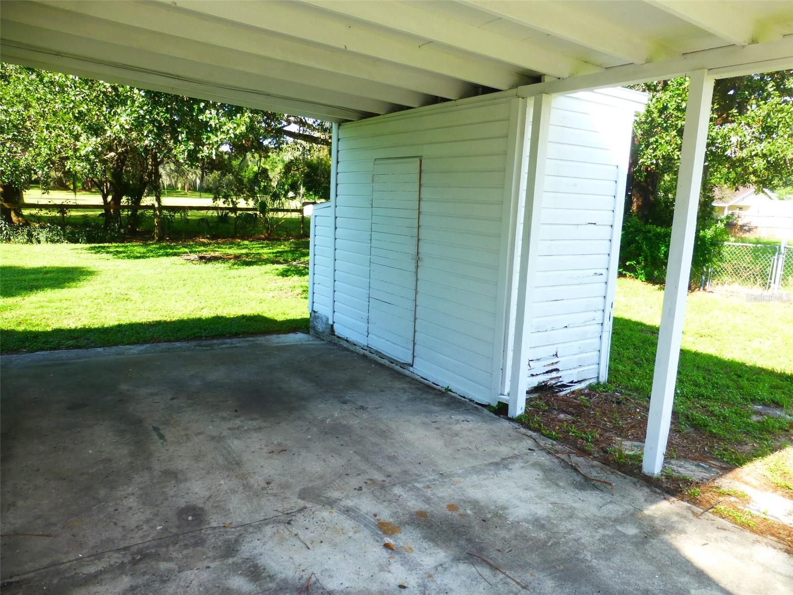 Image 3 of 13 For 2007 Cemetery Road