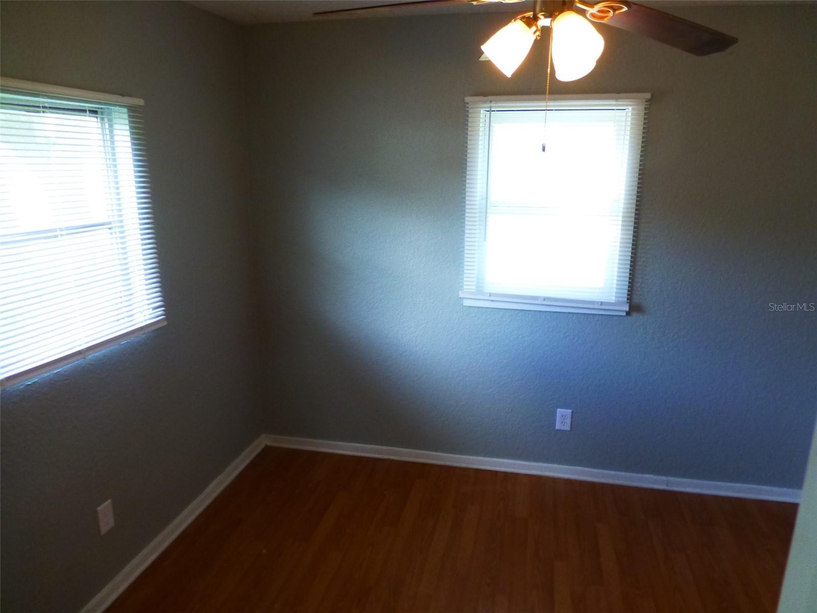 Image 9 of 13 For 2007 Cemetery Road