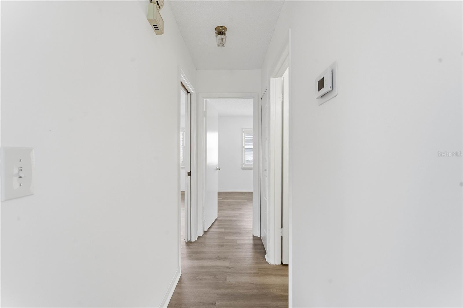 Image 14 of 46 For 417 Gladstone Place