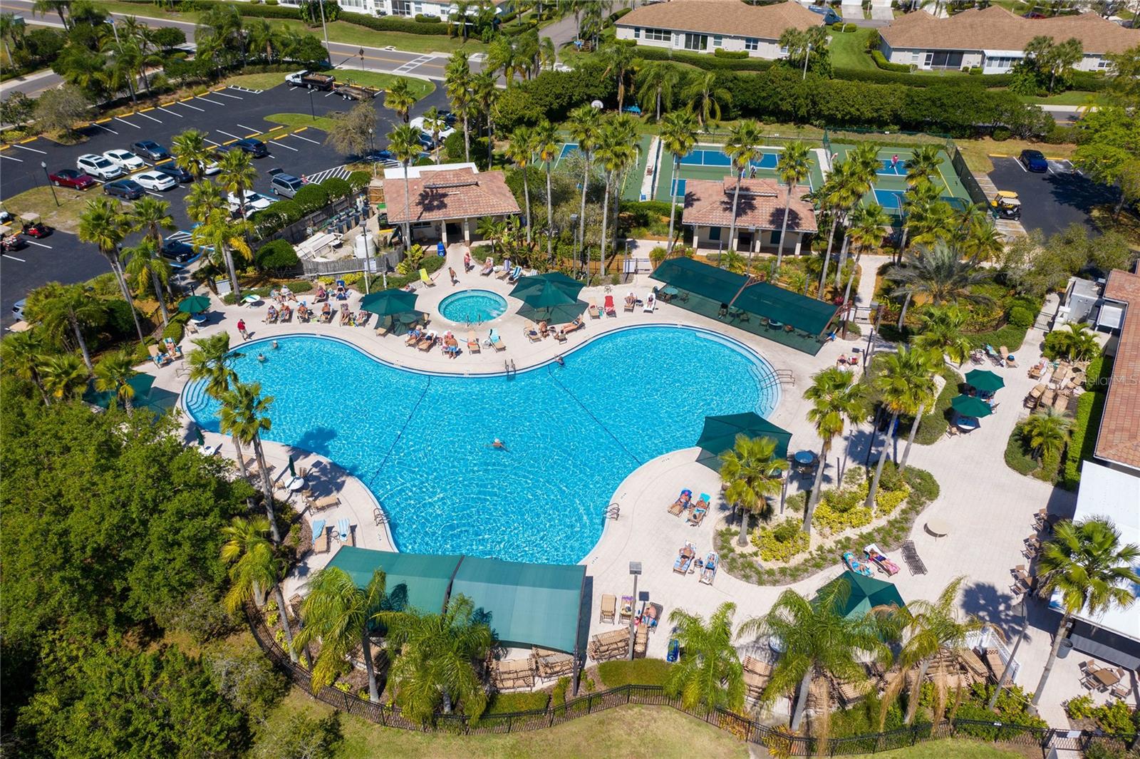 Image 36 of 46 For 417 Gladstone Place