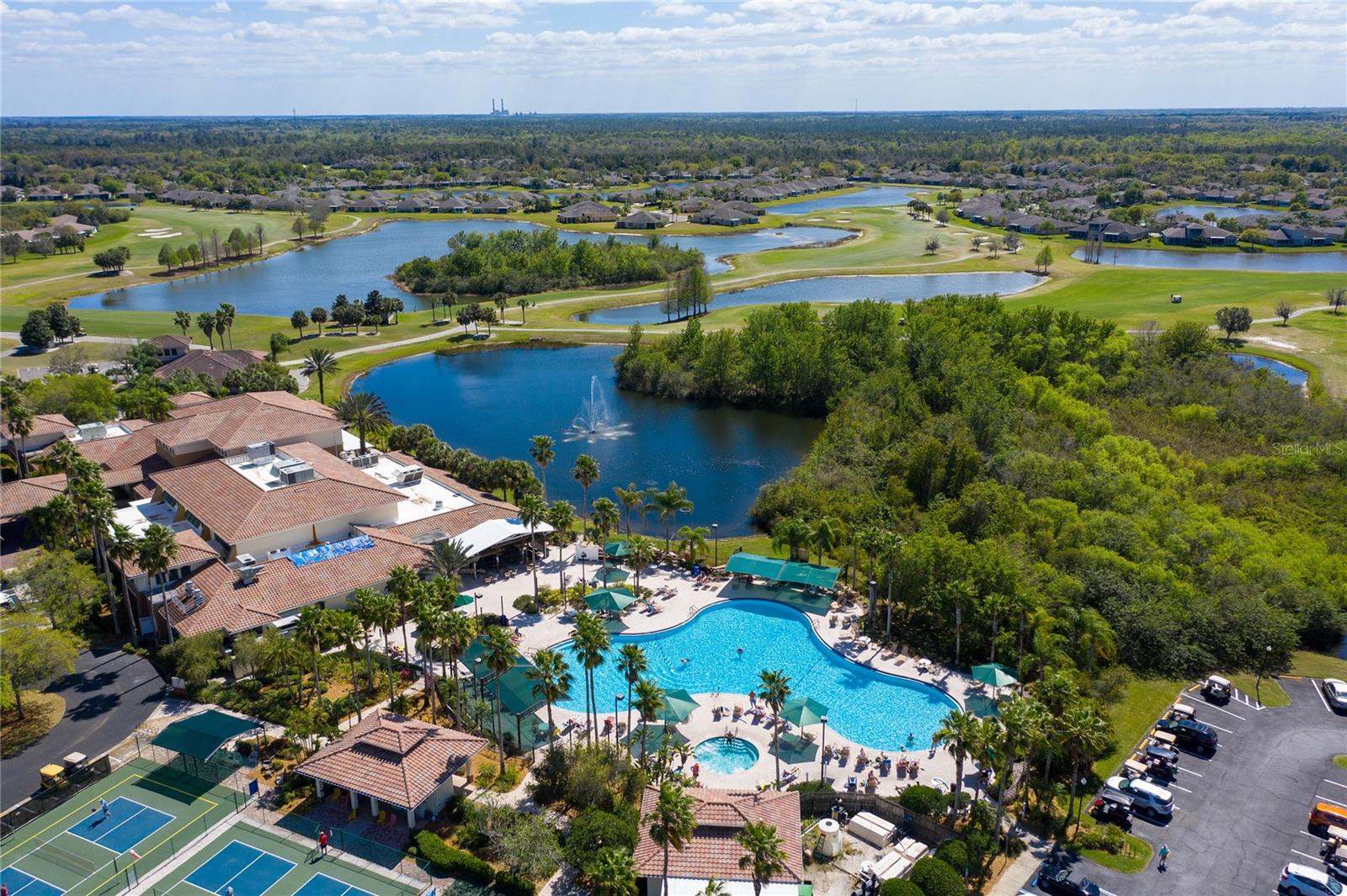 Image 38 of 46 For 417 Gladstone Place