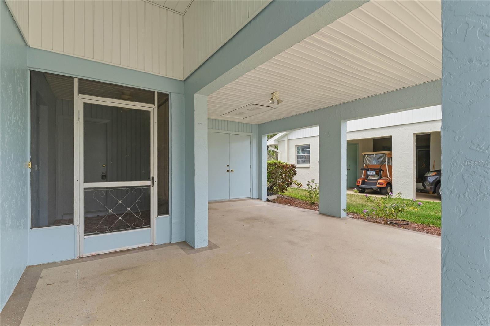 Image 4 of 46 For 417 Gladstone Place