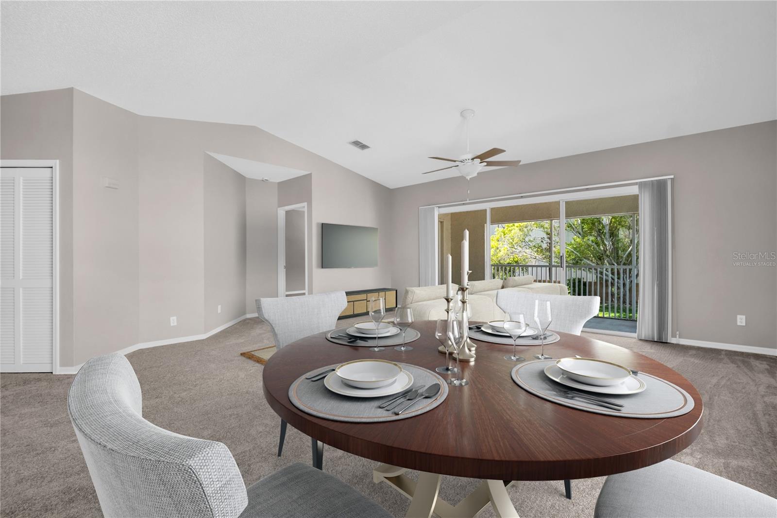 Image 13 of 49 For 11531 Shipwatch Drive 1037