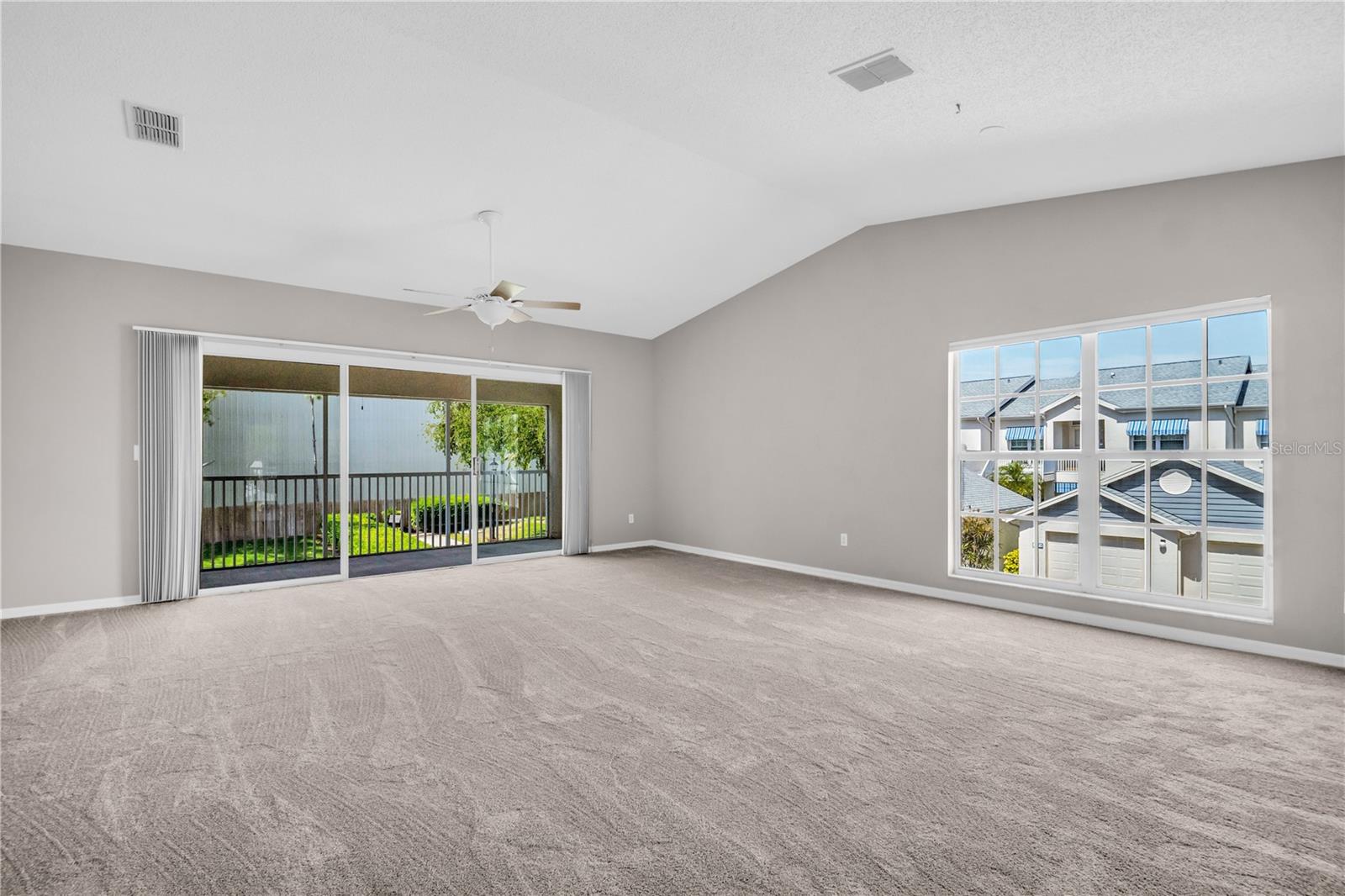 Image 14 of 49 For 11531 Shipwatch Drive 1037