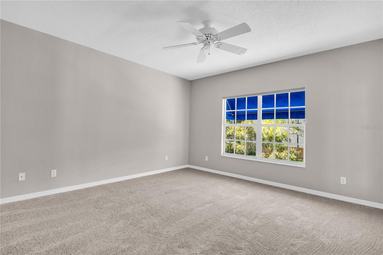 Image 22 of 49 For 11531 Shipwatch Drive 1037