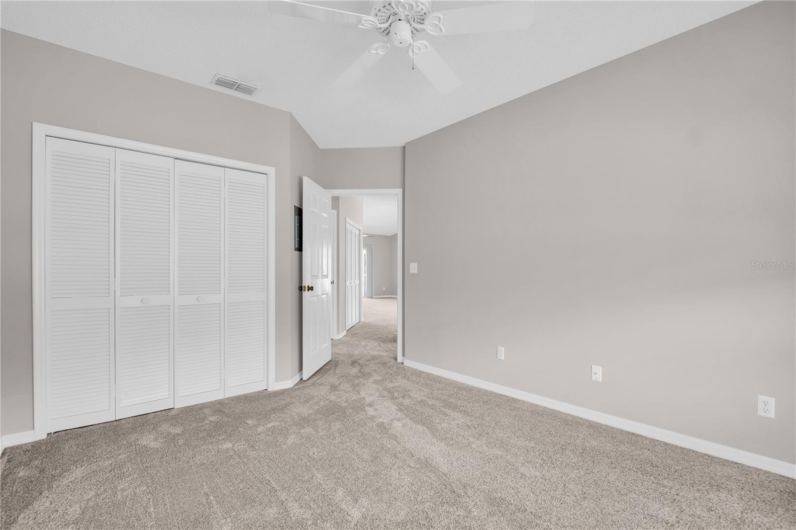 Image 28 of 49 For 11531 Shipwatch Drive 1037