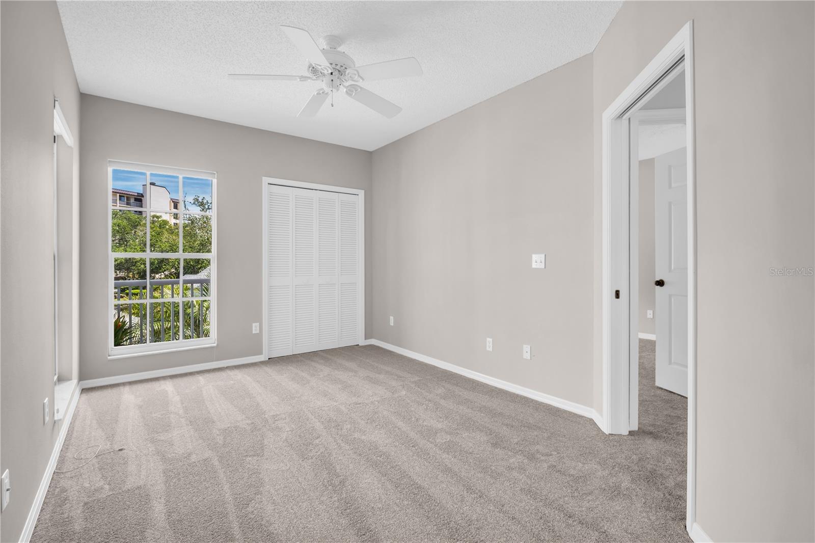 Image 33 of 49 For 11531 Shipwatch Drive 1037