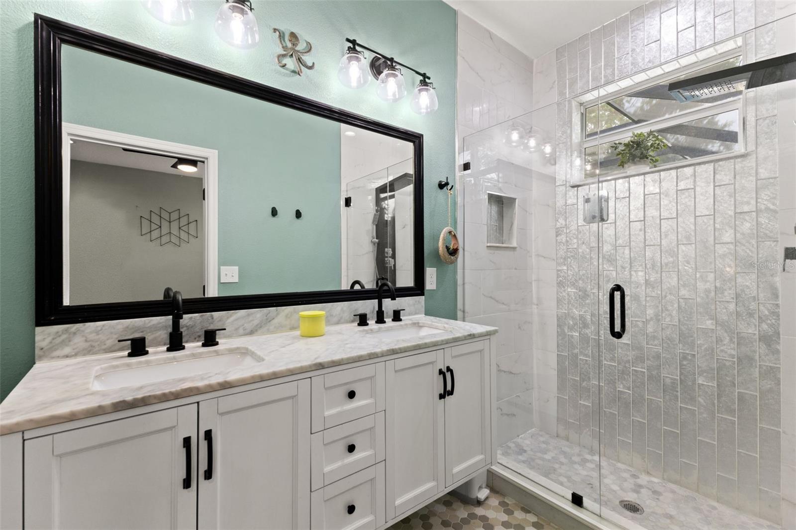 Listing photo id 22 for 1507 Hillside Drive