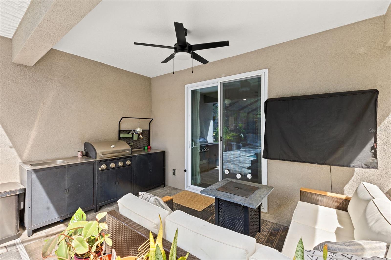 Listing photo id 26 for 1507 Hillside Drive