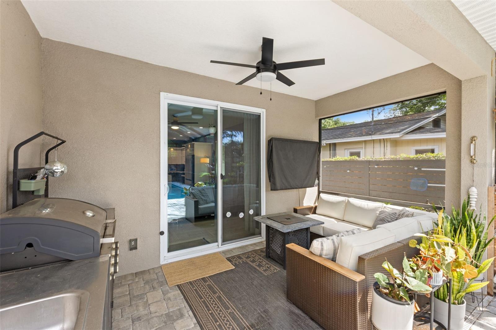 Listing photo id 27 for 1507 Hillside Drive