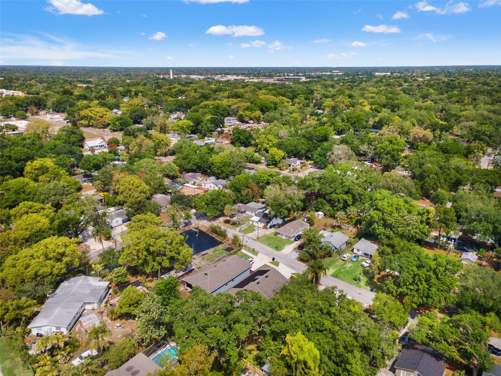 Listing photo id 44 for 1507 Hillside Drive