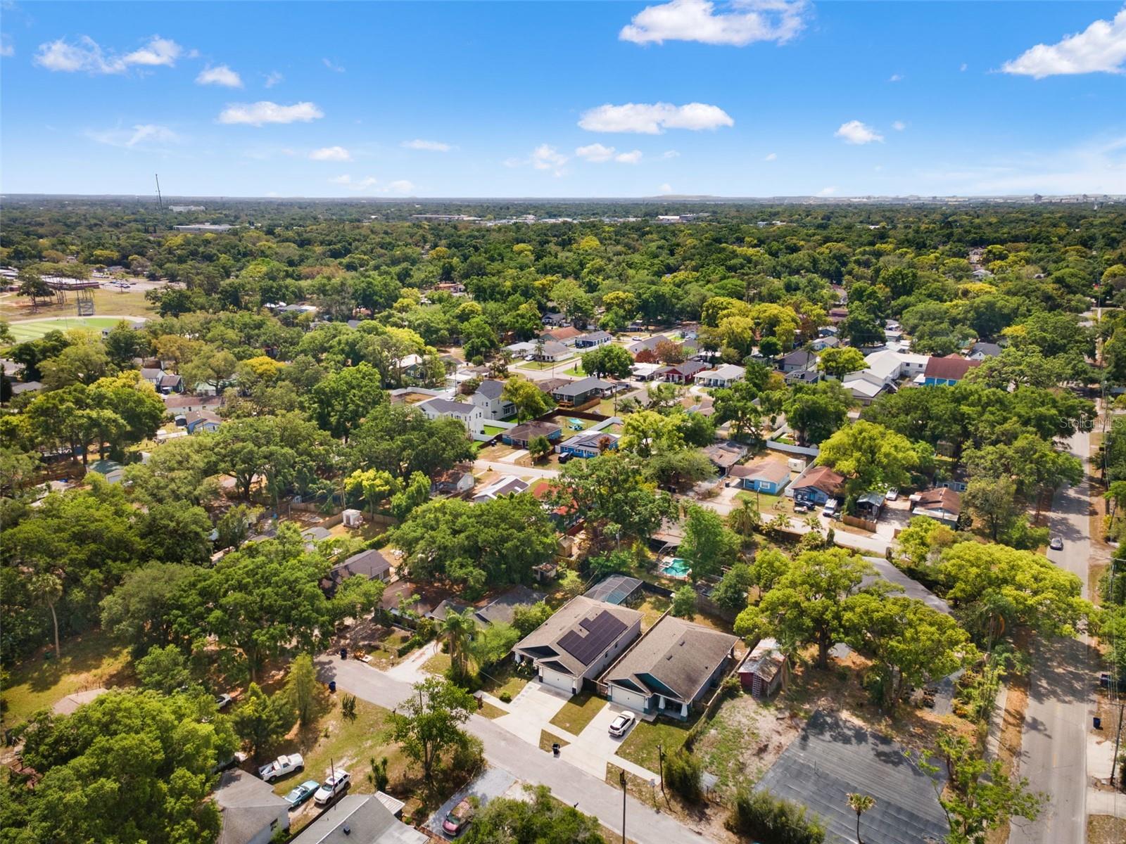 Listing photo id 46 for 1507 Hillside Drive