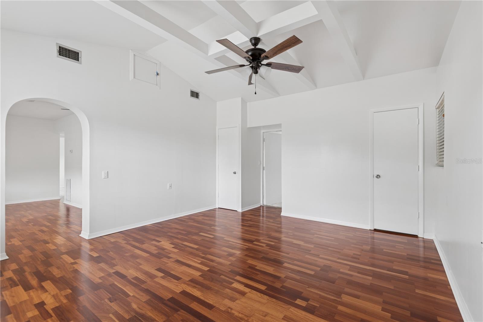 Image 7 of 15 For 10610 98th Terrace