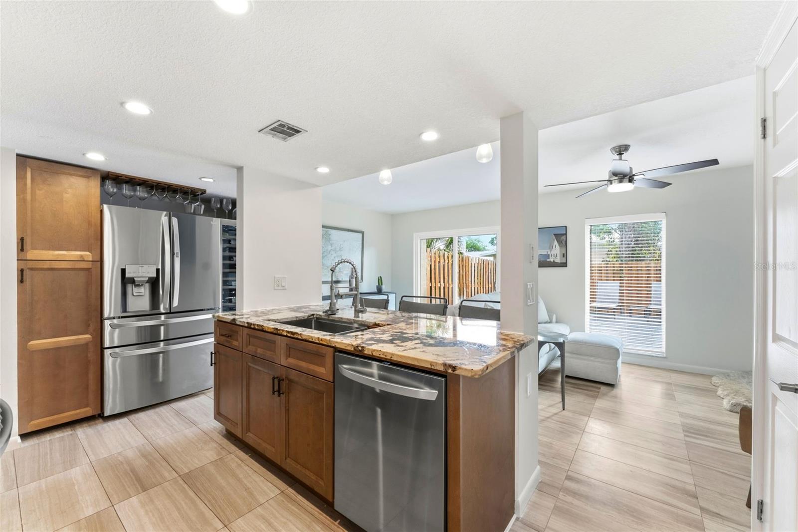 Image 12 of 46 For 105 Davis Boulevard B