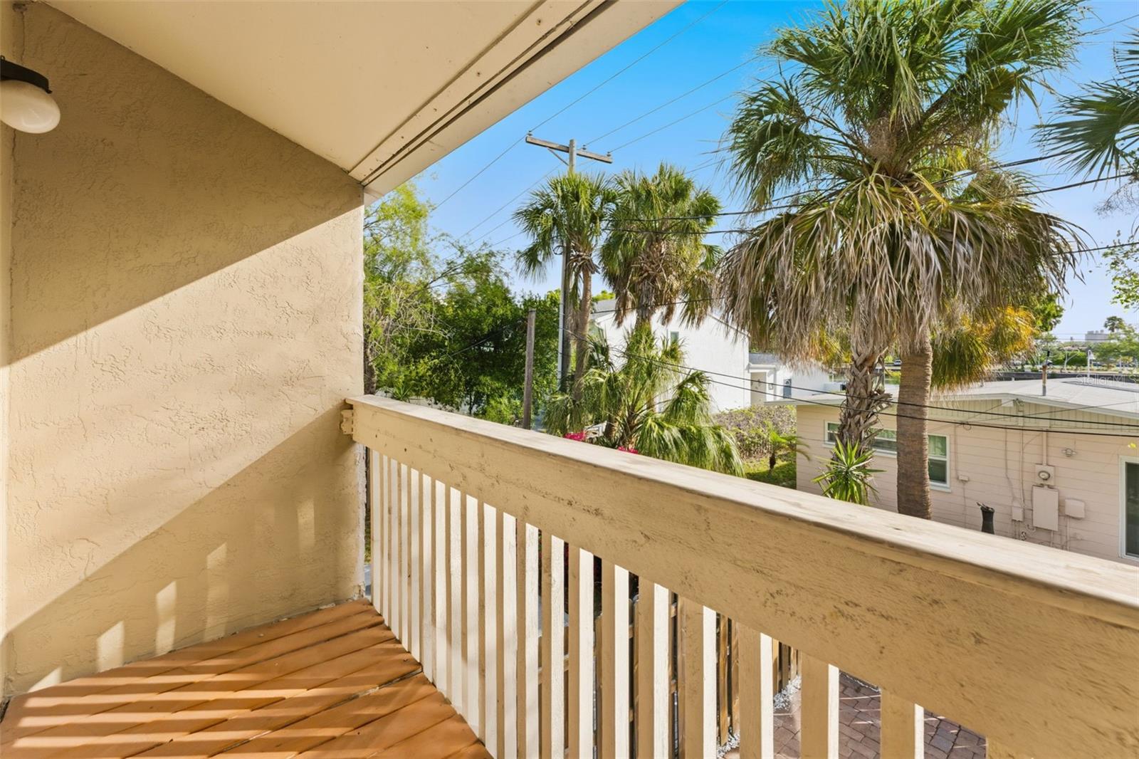 Image 23 of 46 For 105 Davis Boulevard B