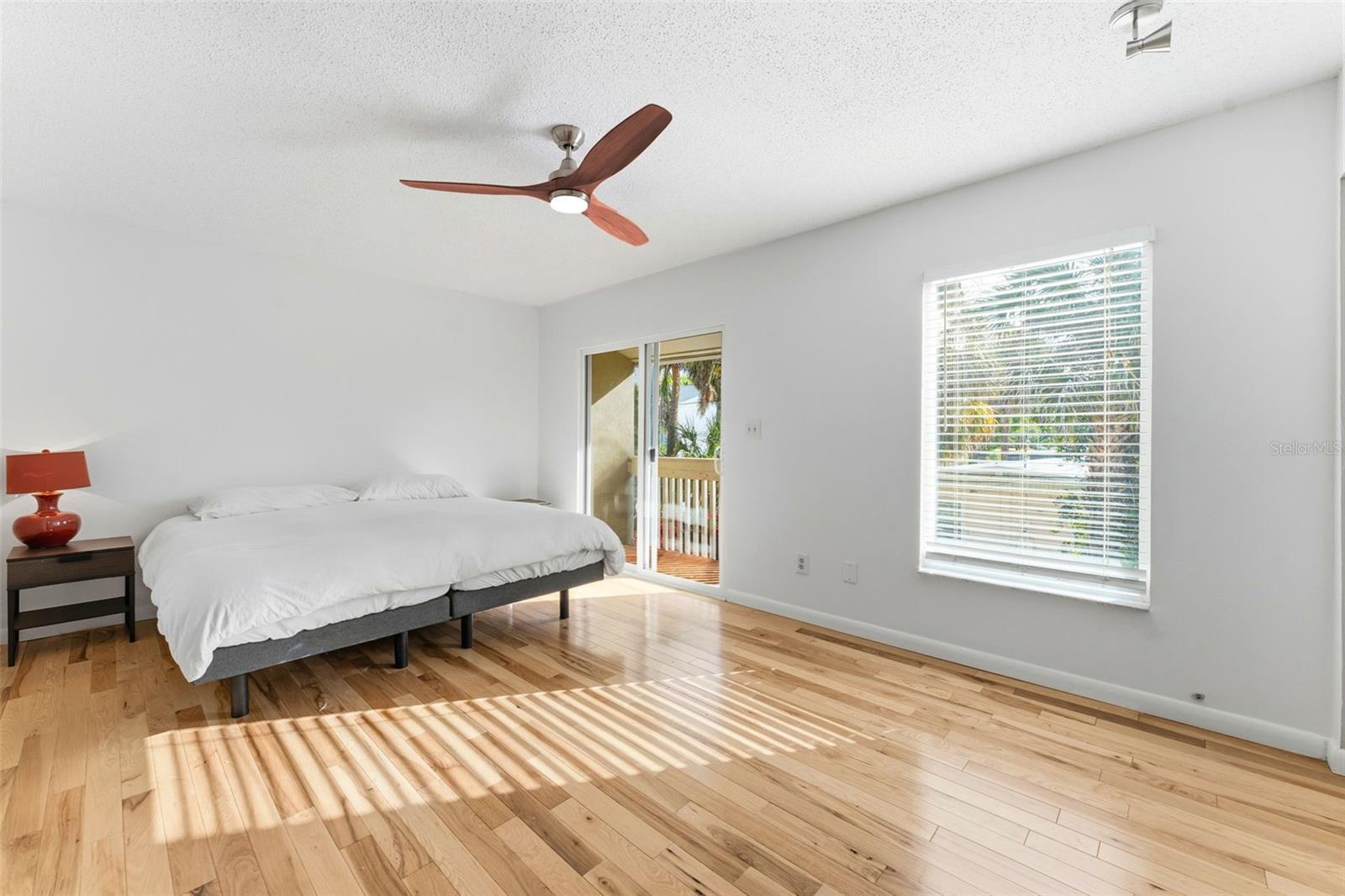 Image 25 of 46 For 105 Davis Boulevard B