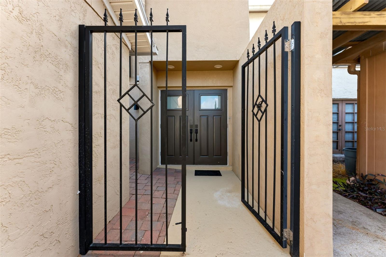 Image 3 of 46 For 105 Davis Boulevard B