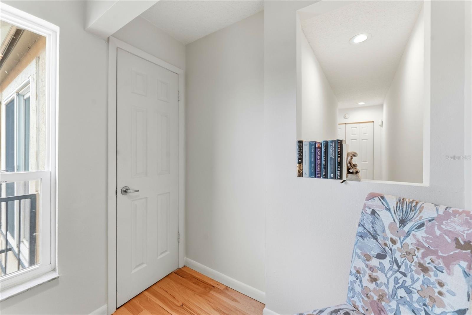 Image 34 of 46 For 105 Davis Boulevard B