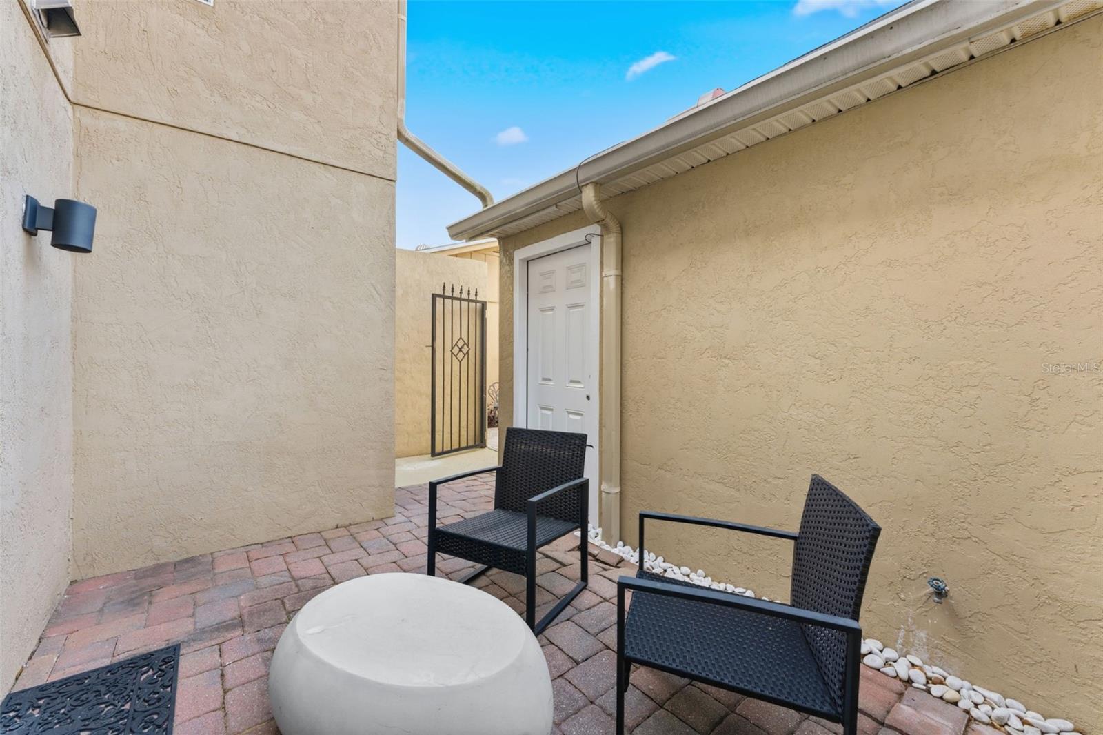 Image 5 of 46 For 105 Davis Boulevard B