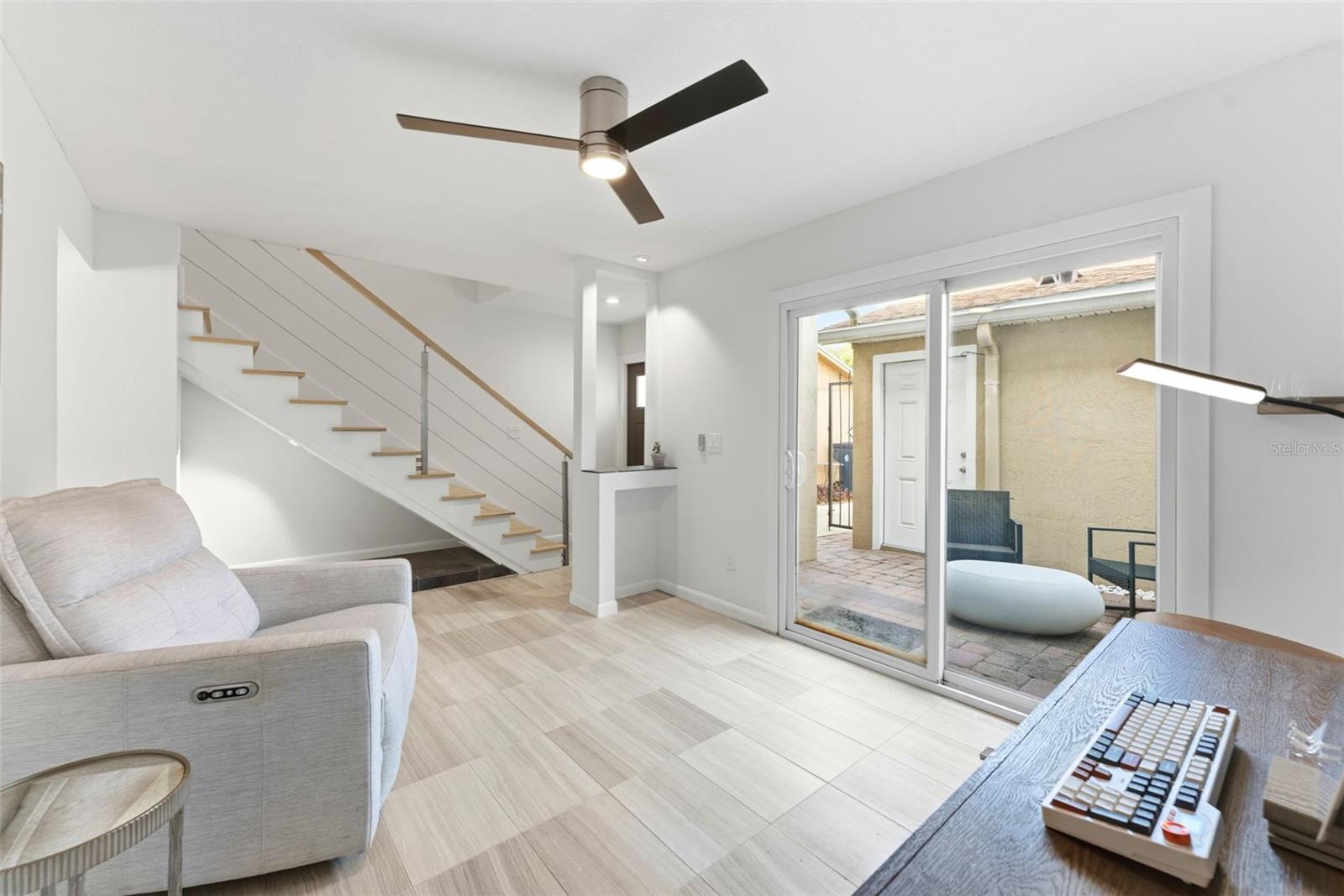 Image 7 of 46 For 105 Davis Boulevard B