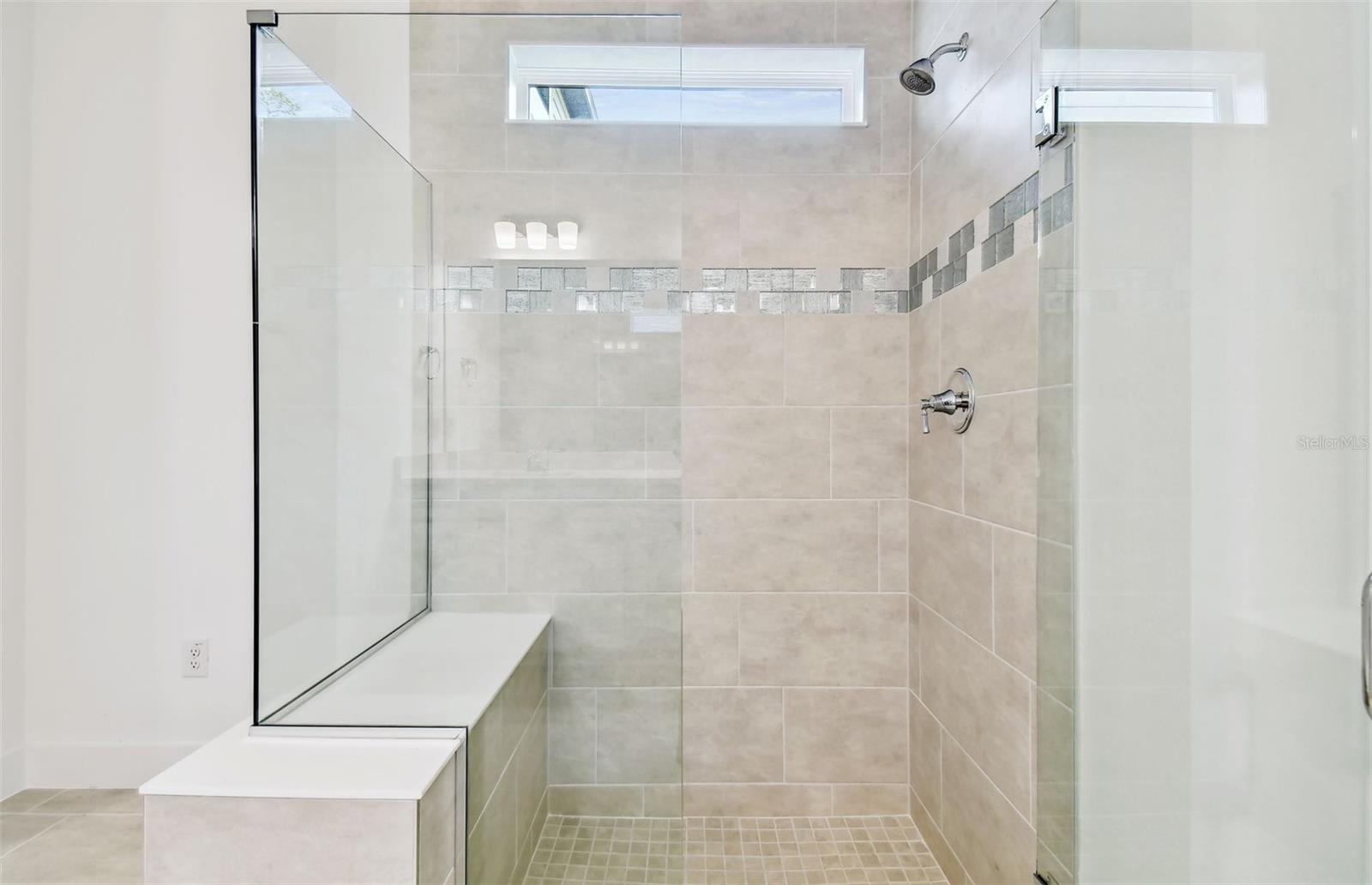 Image 16 of 30 For 11260 Meadow River Way